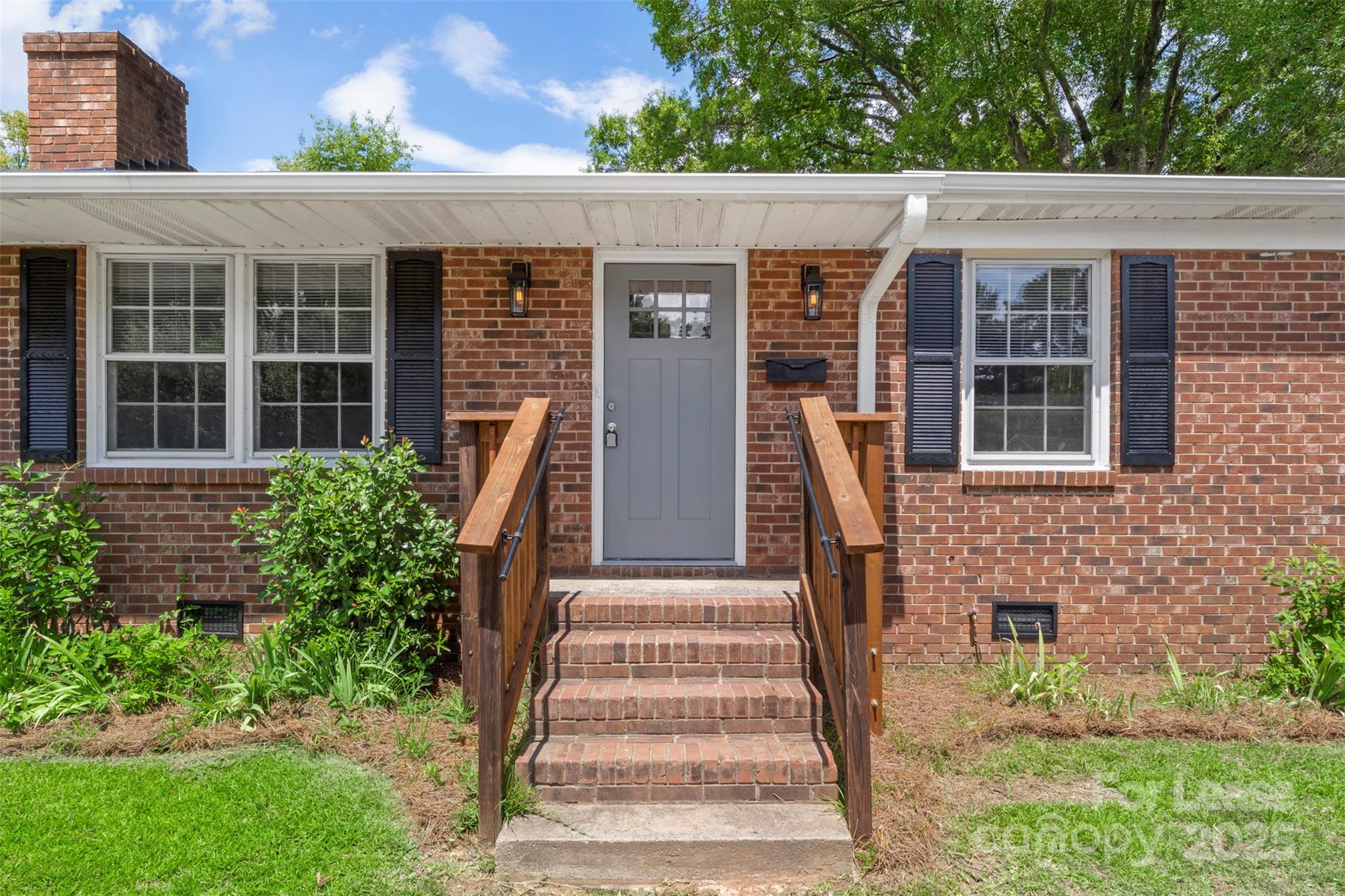 315 High Street Rock Hill, SC 29730 - Photo 5 of 33 a front view of a house with large windows