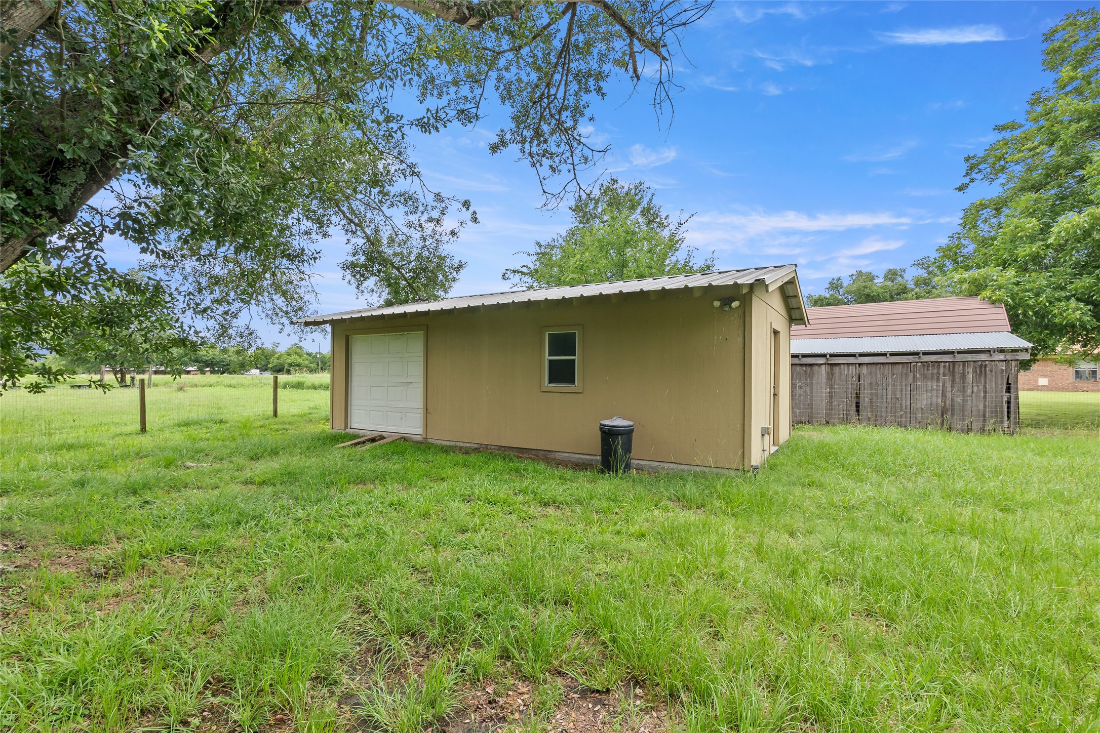 970 Martin Road Madisonville, TX 77864 - Photo 31 of 32