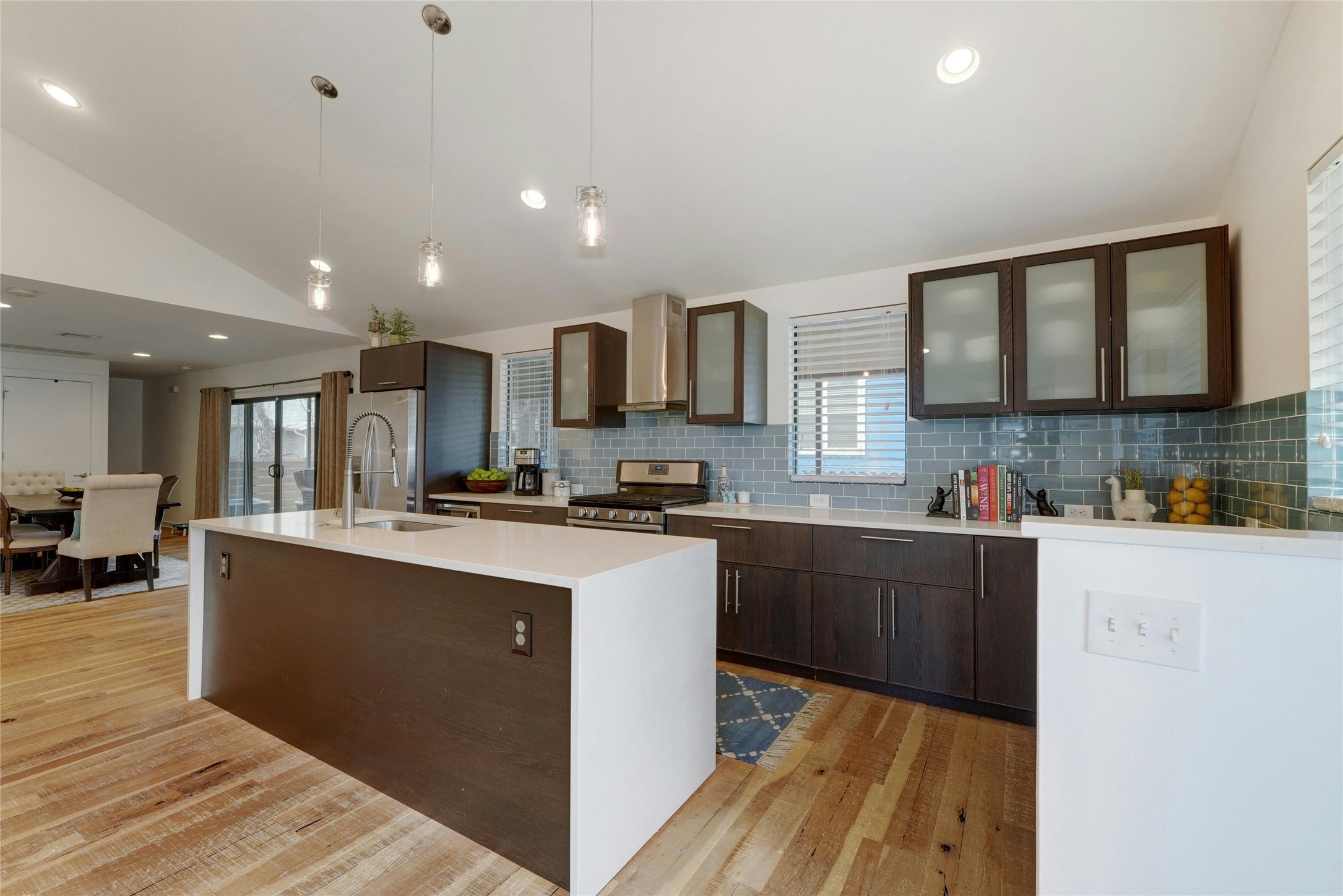 1907 East 14th Street, Unit A Austin, TX 78702 - Photo 11 of 35