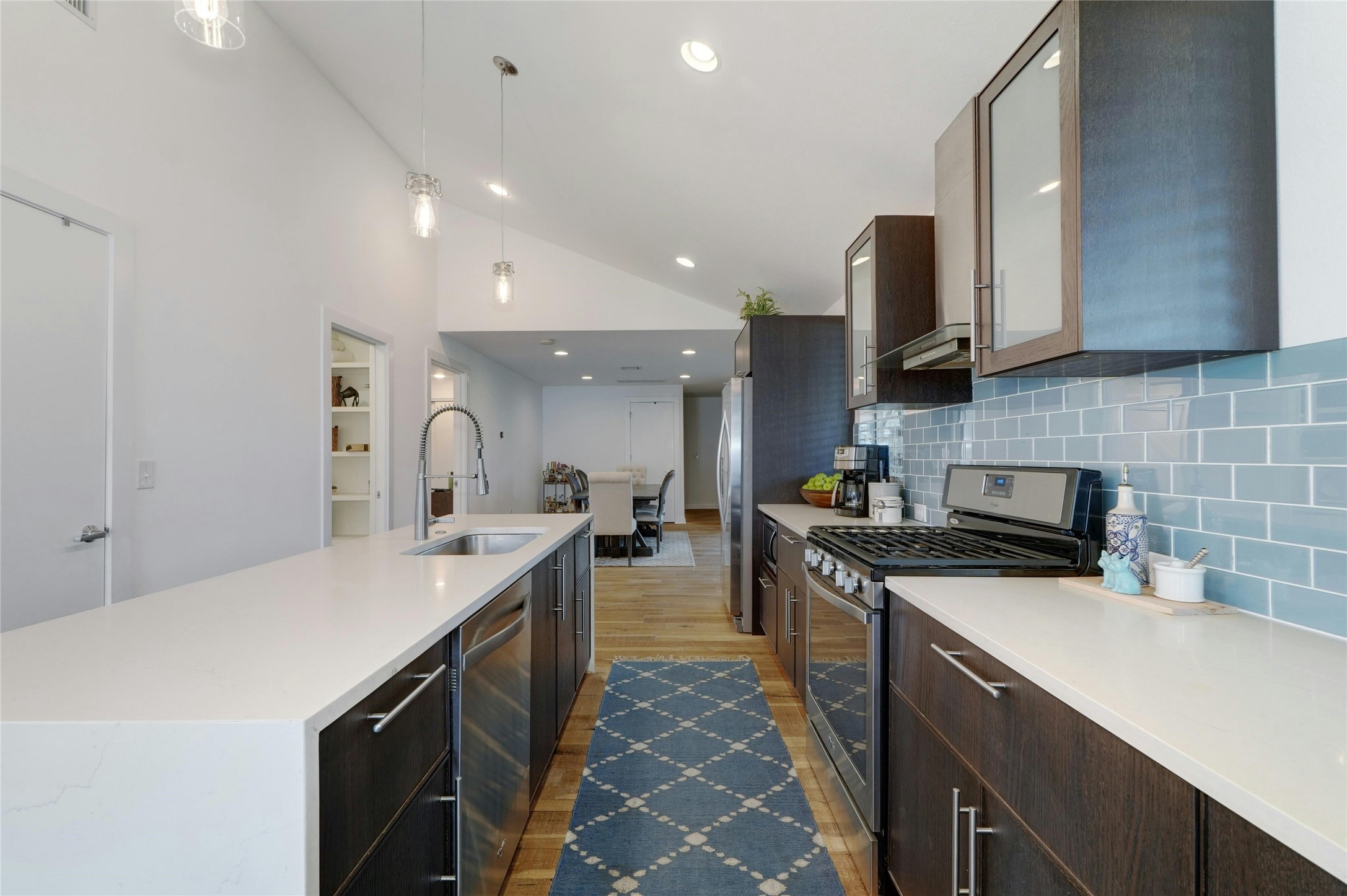 1907 East 14th Street, Unit A Austin, TX 78702 - Photo 12 of 35