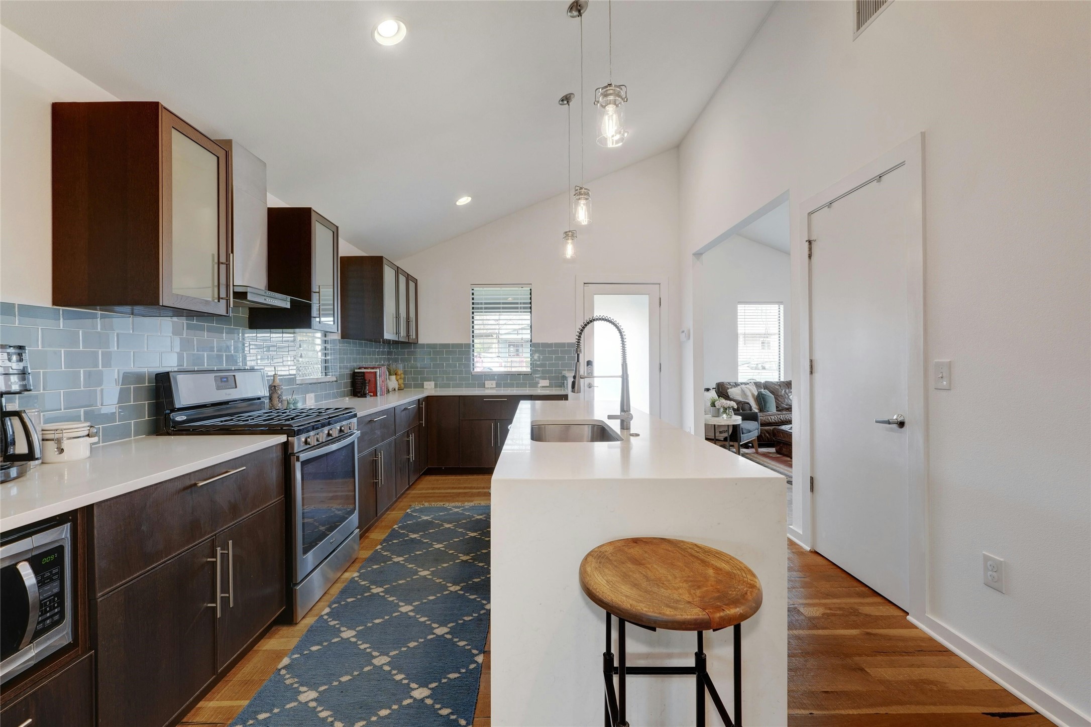 1907 East 14th Street, Unit A Austin, TX 78702 - Photo 15 of 35