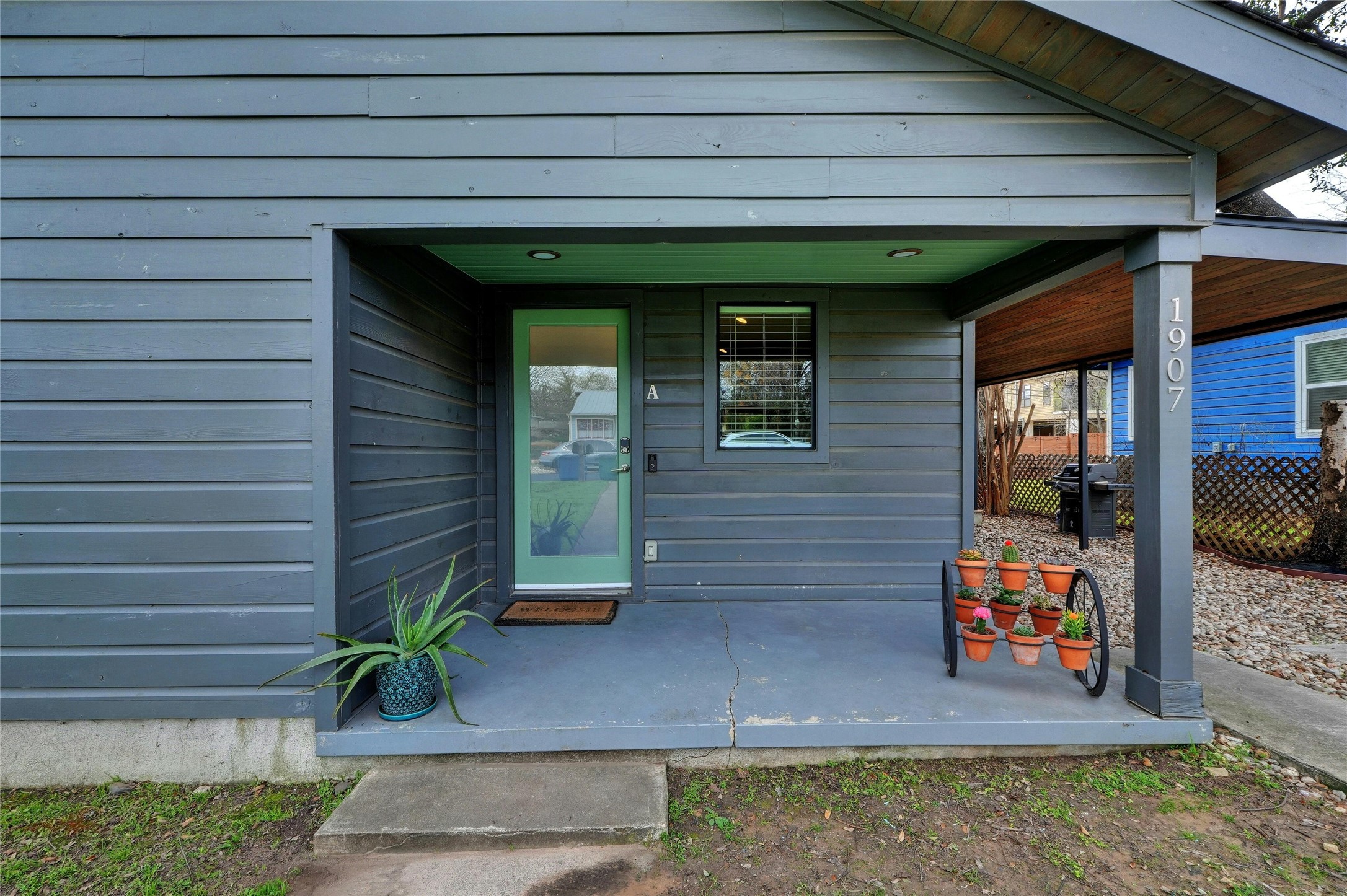 1907 East 14th Street, Unit A Austin, TX 78702 - Photo 5 of 35