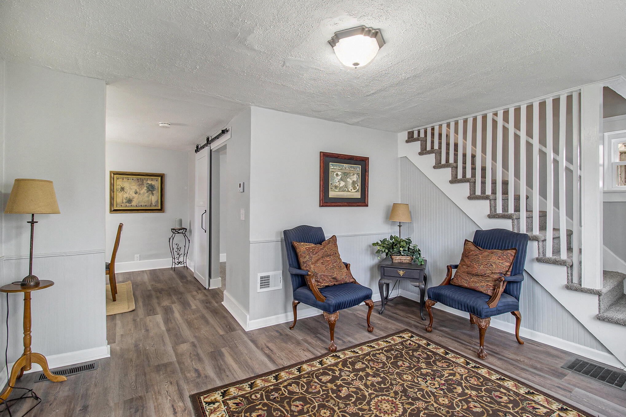 306 North Pleasant Street Jackson, MI 49202 - Photo 6 of 29 6