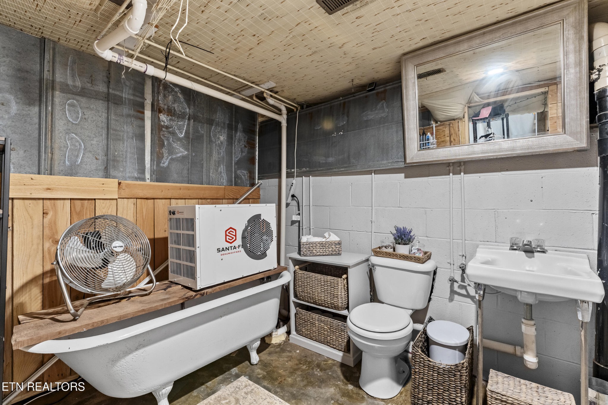 1397 Tater Valley Road Washburn, TN 37888 - Photo 32 of 60