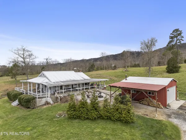 $374,900 | 1397 Tater Valley Road, Washburn, TN 37888