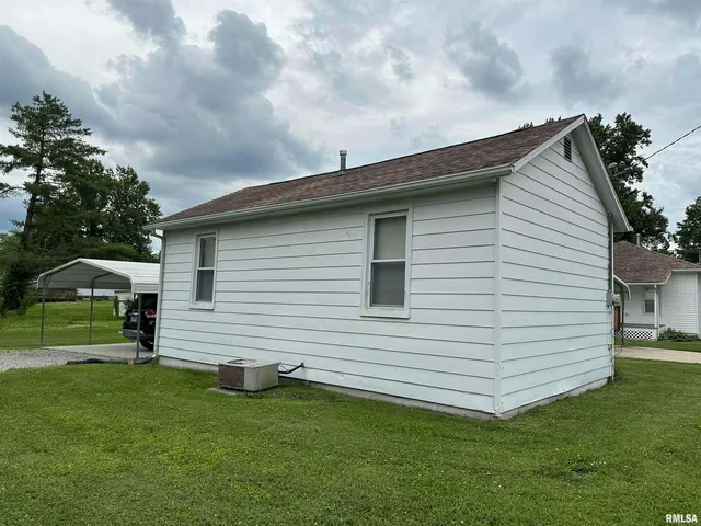 $99,900 | 1520 Gartside Street, Murphysboro, IL 62966