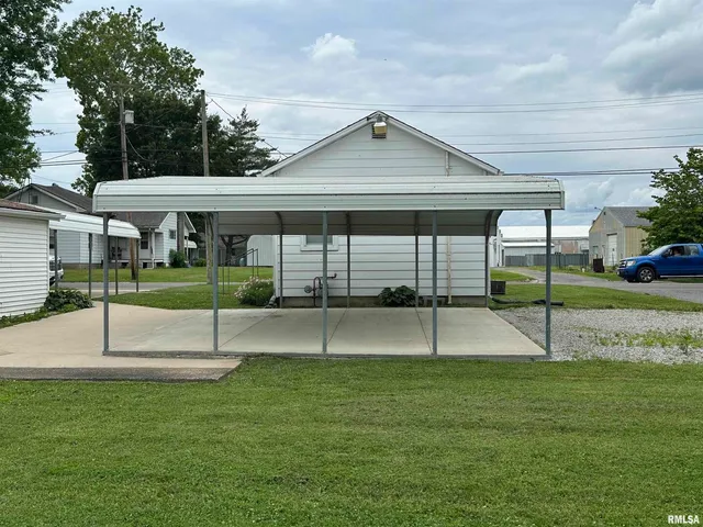 $99,900 | 1520 Gartside Street, Murphysboro, IL 62966