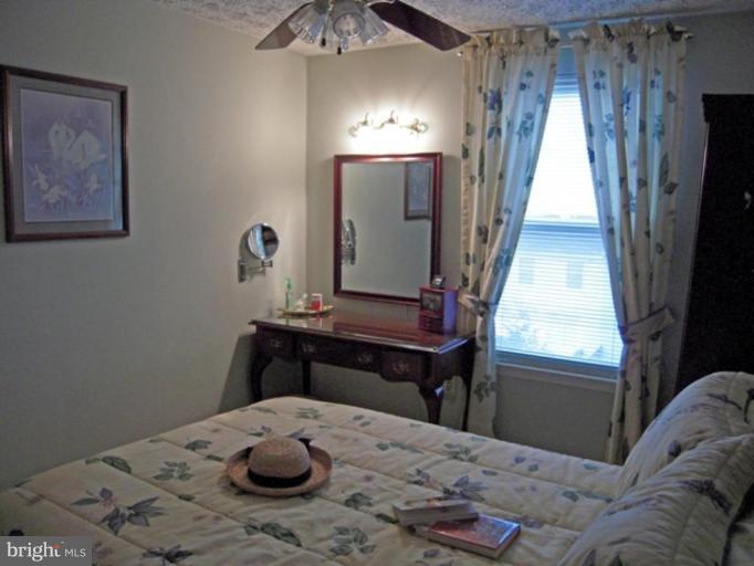 21 Greenleaf Road Parkville, MD 21234 - Photo 7 of 27 Bedroom #2