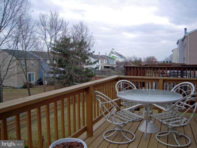 21 Greenleaf Road Parkville, MD 21234 - Photo 9 of 27 Deck