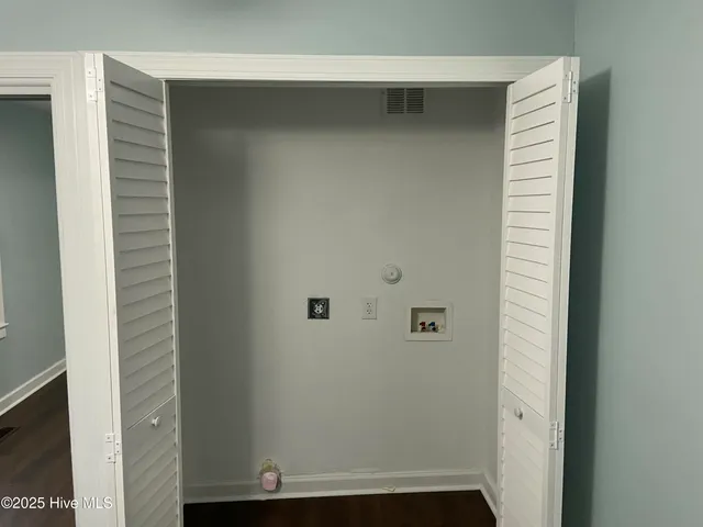 $1,480 | 718 Morningside Drive, Wilmington, NC 28401