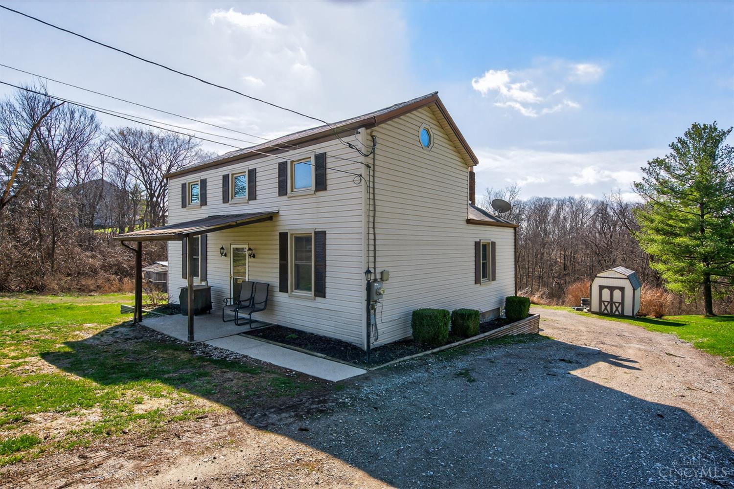 6823 Thompson Road Cincinnati, OH 45247 - Photo 7 of 53