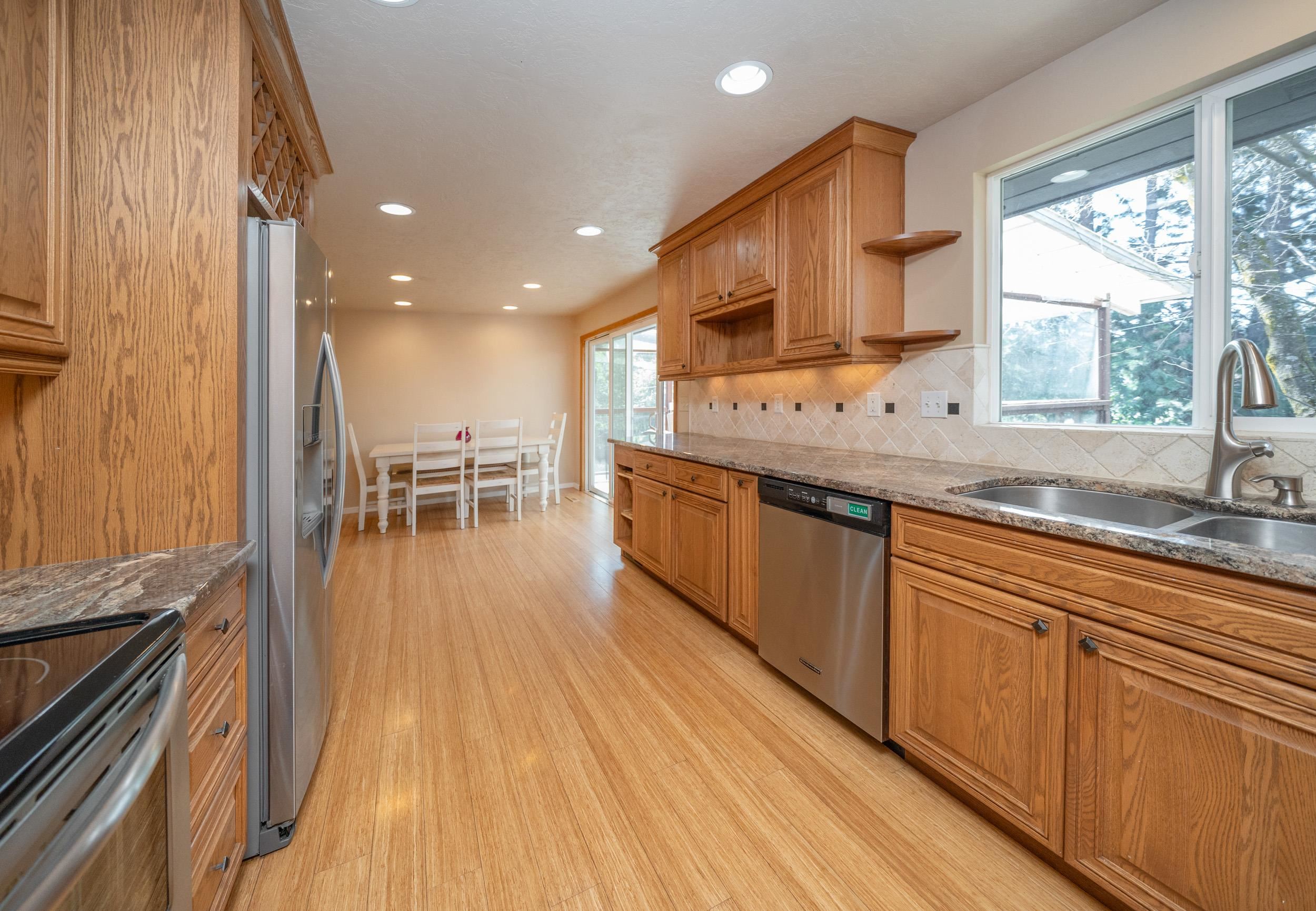 6018 South Stone Street Spokane, WA 99223 - Photo 21 of 50