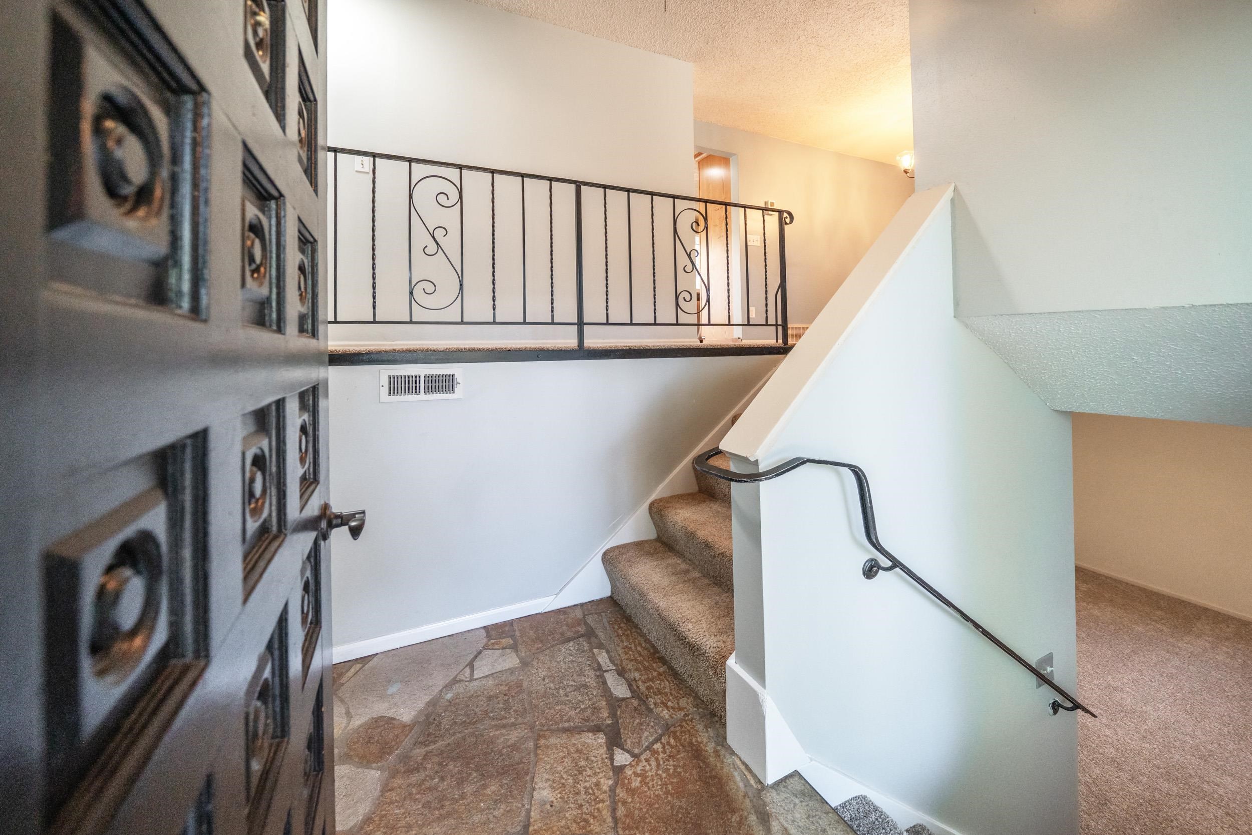 6018 South Stone Street Spokane, WA 99223 - Photo 5 of 50