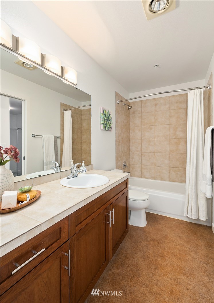 3926 243rd Place Southeast, Unit H302 Bothell, WA 98021 - Photo 16 of 29