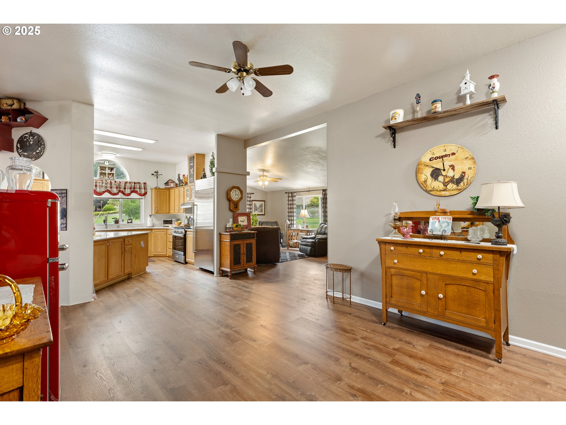 5041 North Myrtle Road Myrtle Creek, OR 97457 - Photo 10 of 48 Gallery Image 10