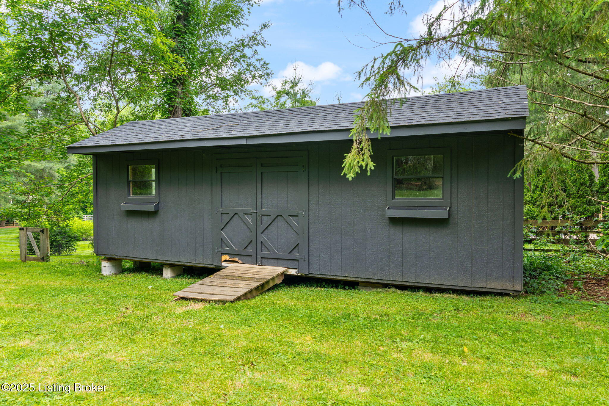 2302 Evergreen Road Anchorage, KY 40223 - Photo 61 of 65 2302 Evergreen Rd-21