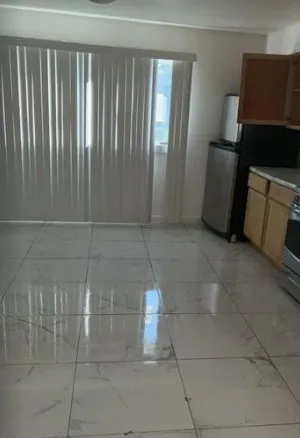 $139,000 | 2810 Lexington Drive, Hazel Crest, IL 60429