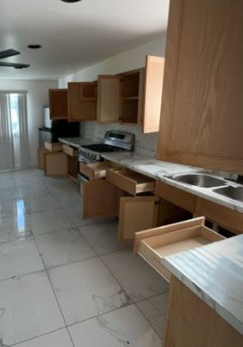 2810 Lexington Drive Hazel Crest, IL 60429 - Photo 9 of 13