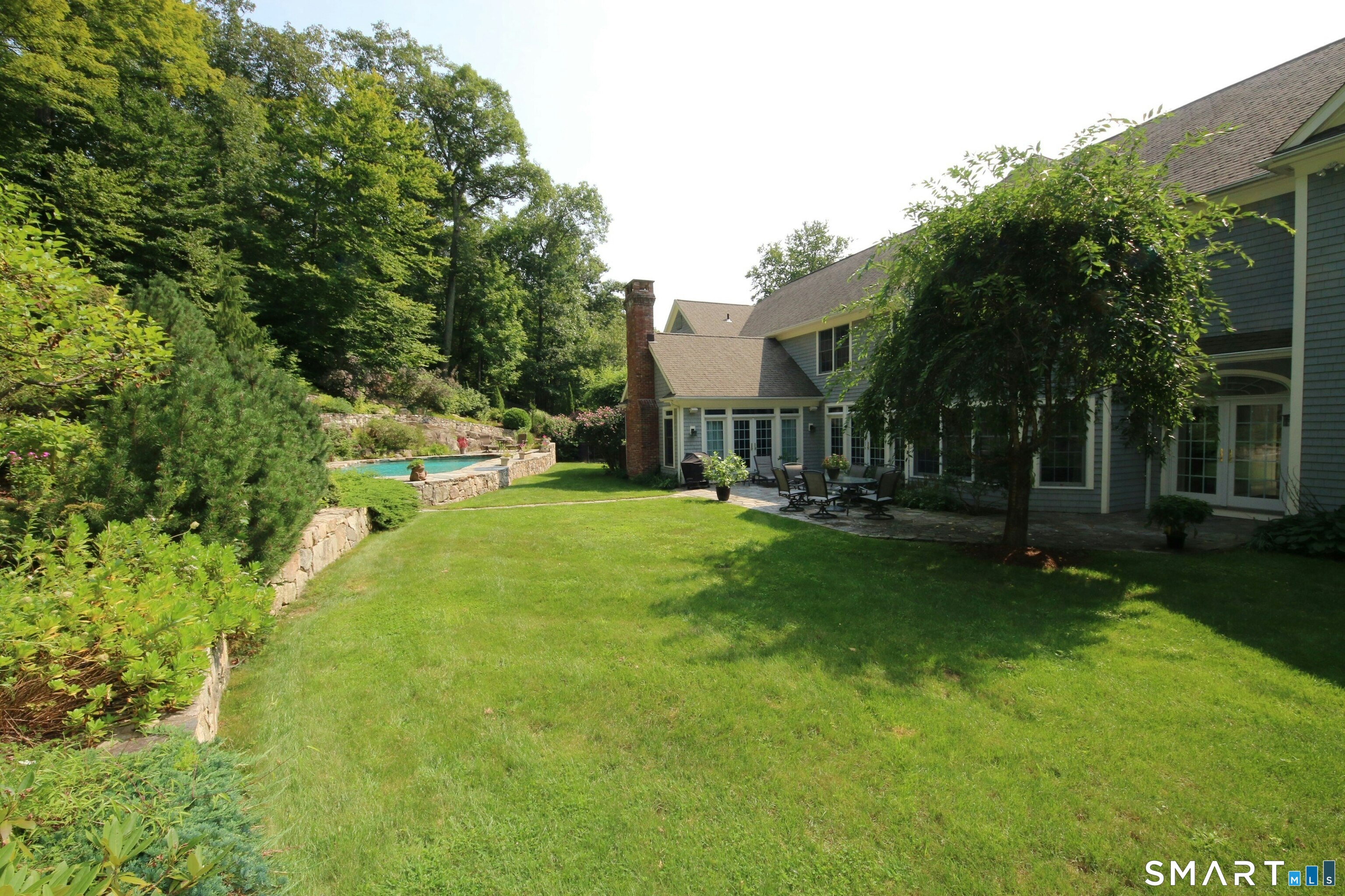 25 Eustis Lane Ridgefield, CT 06877 - Photo 5 of 40