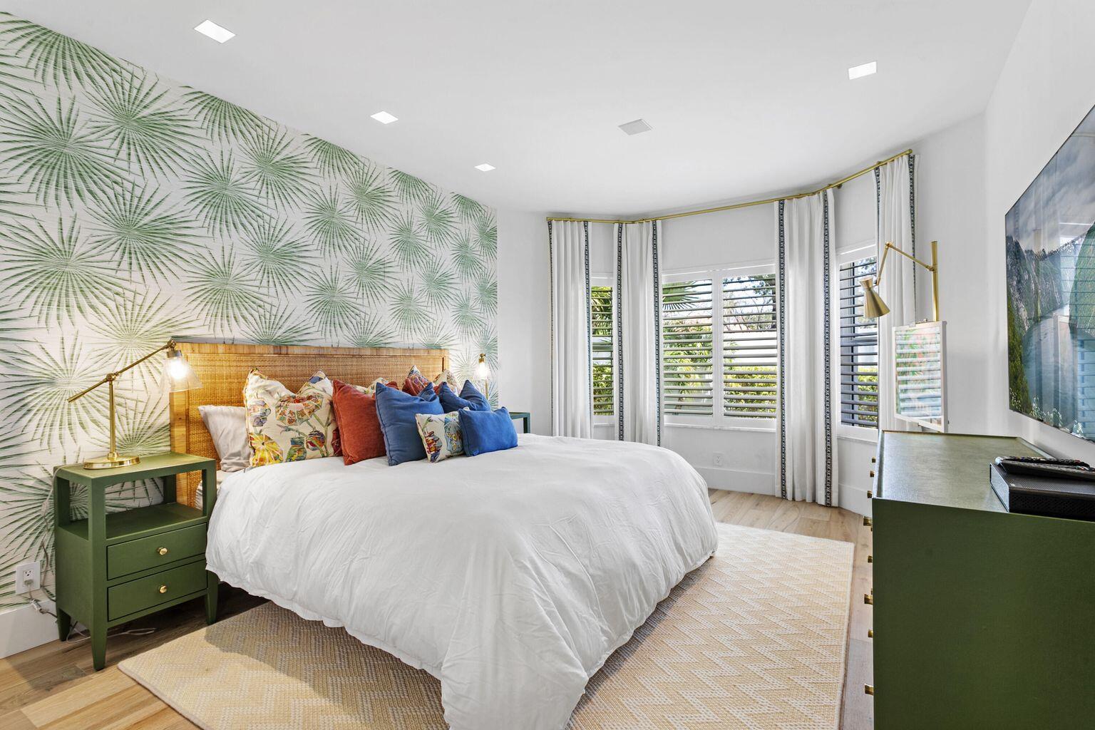 215 Island Drive Jupiter, FL 33477 - Photo 18 of 28 26