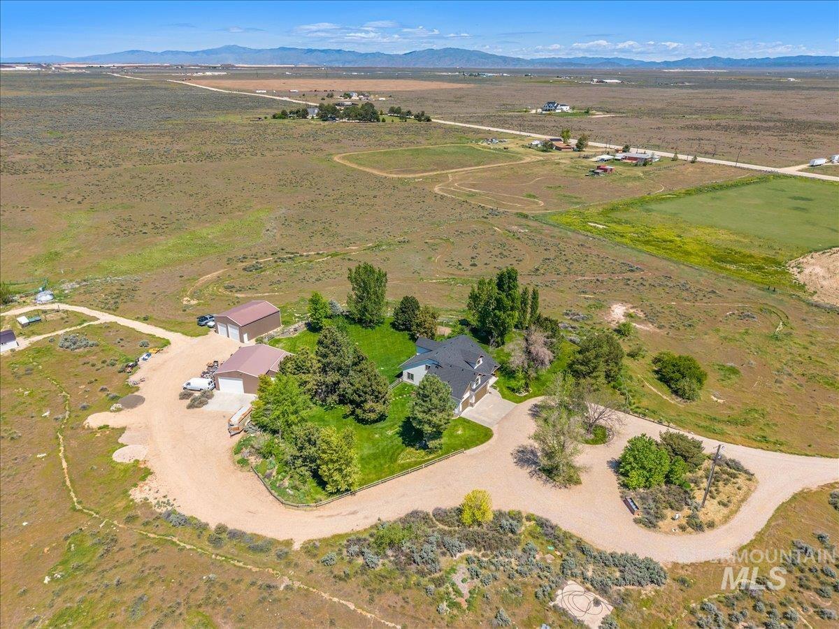 18593 South Pleasant Valley Road Kuna, ID 83634 - Photo 2 of 45