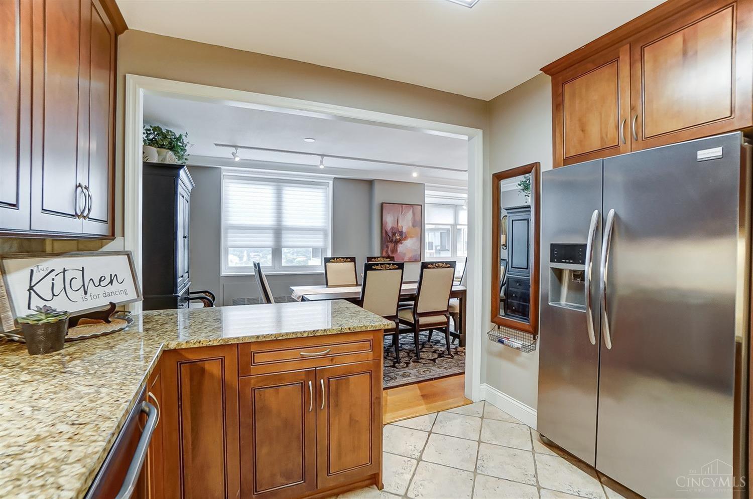 2444 Madison Road, Unit 1412 Cincinnati, OH 45208 - Photo 21 of 50