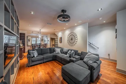 $630,000 | 6350 Oriole Drive, Dallas, TX 75209