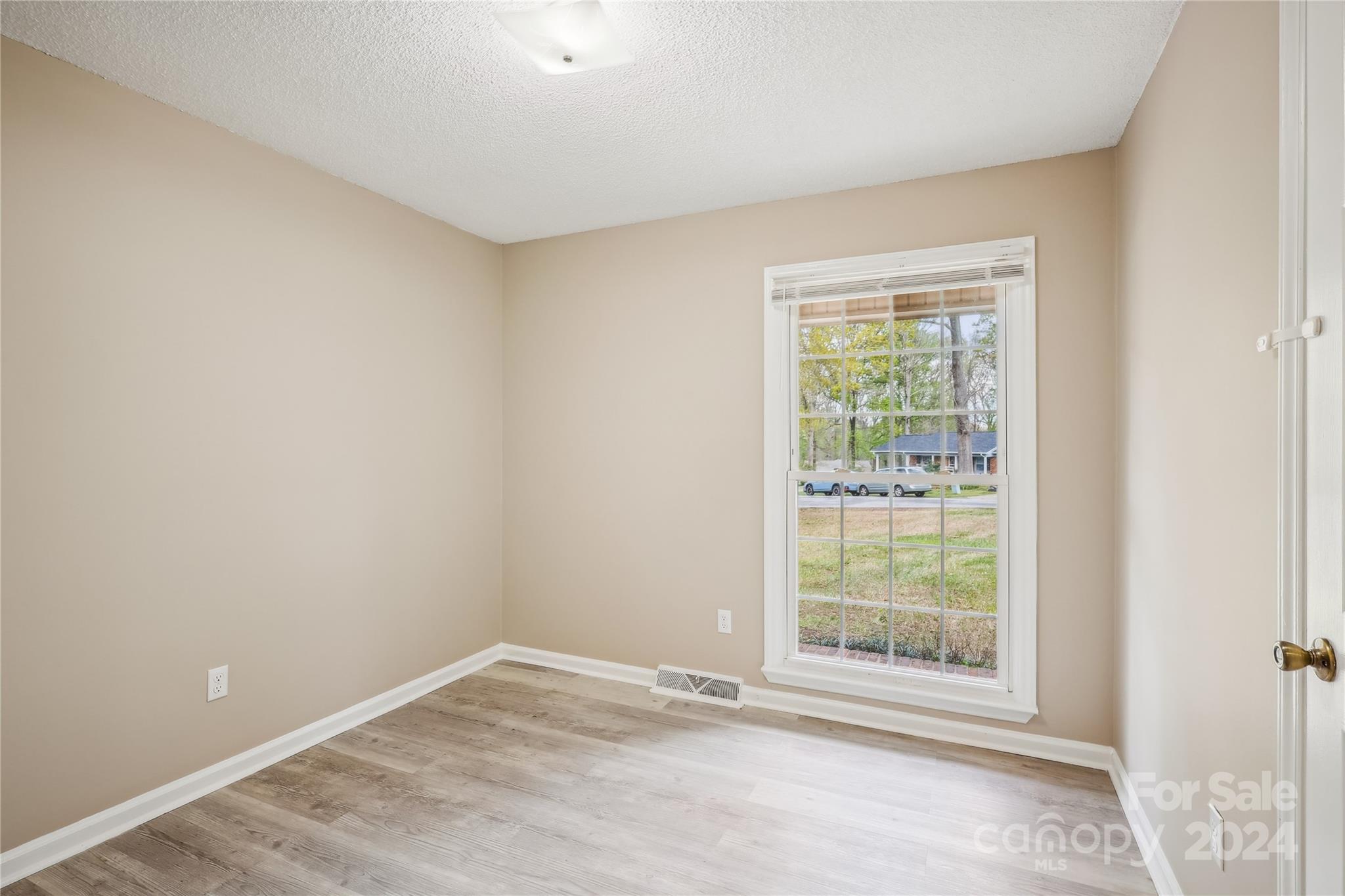 335 Pine Valley Road Salisbury, NC 28147 - Photo 18 of 31 an empty room with a window