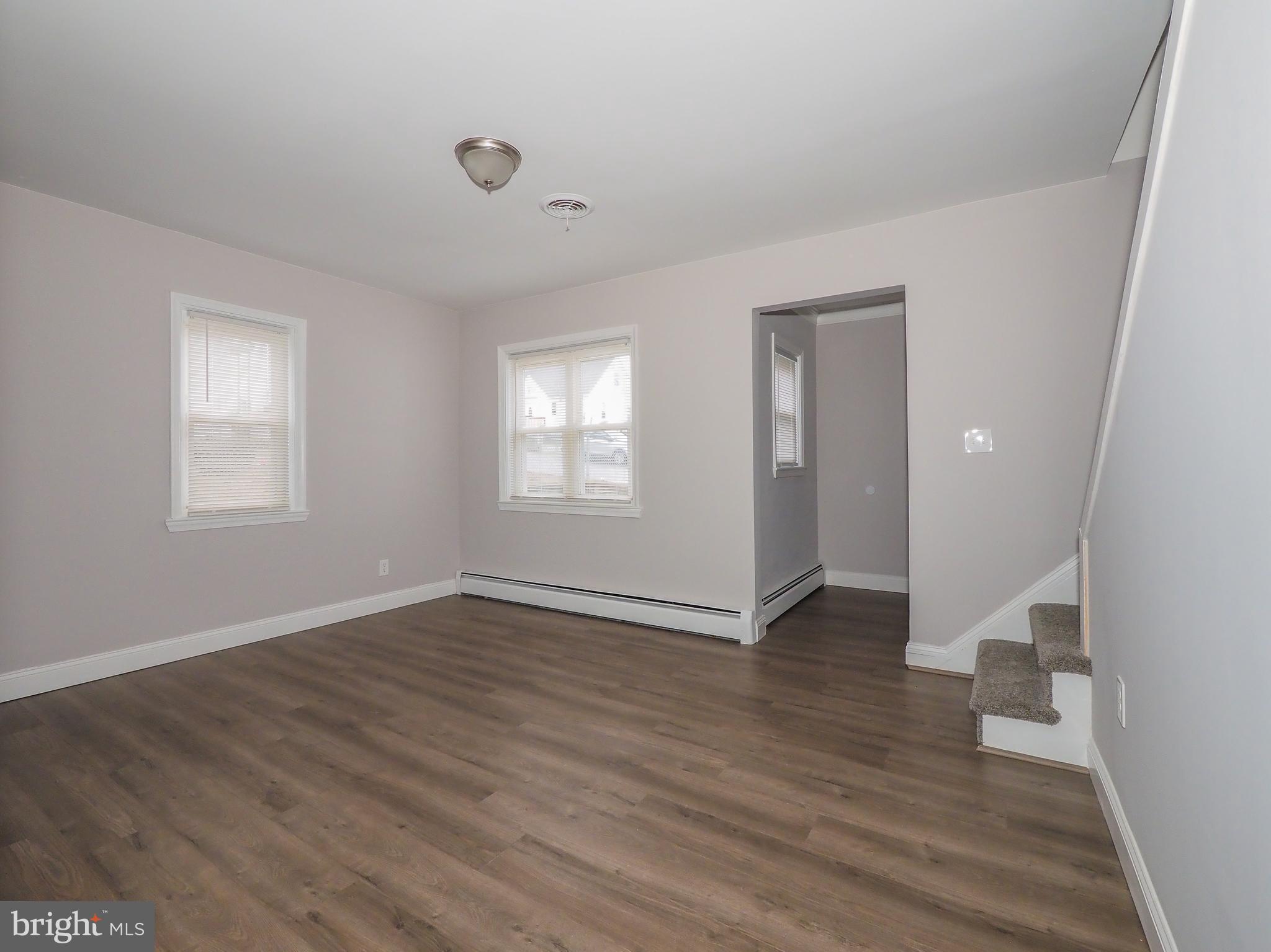 210 West Hilltop Road Brooklyn, MD 21225 - Photo 5 of 24