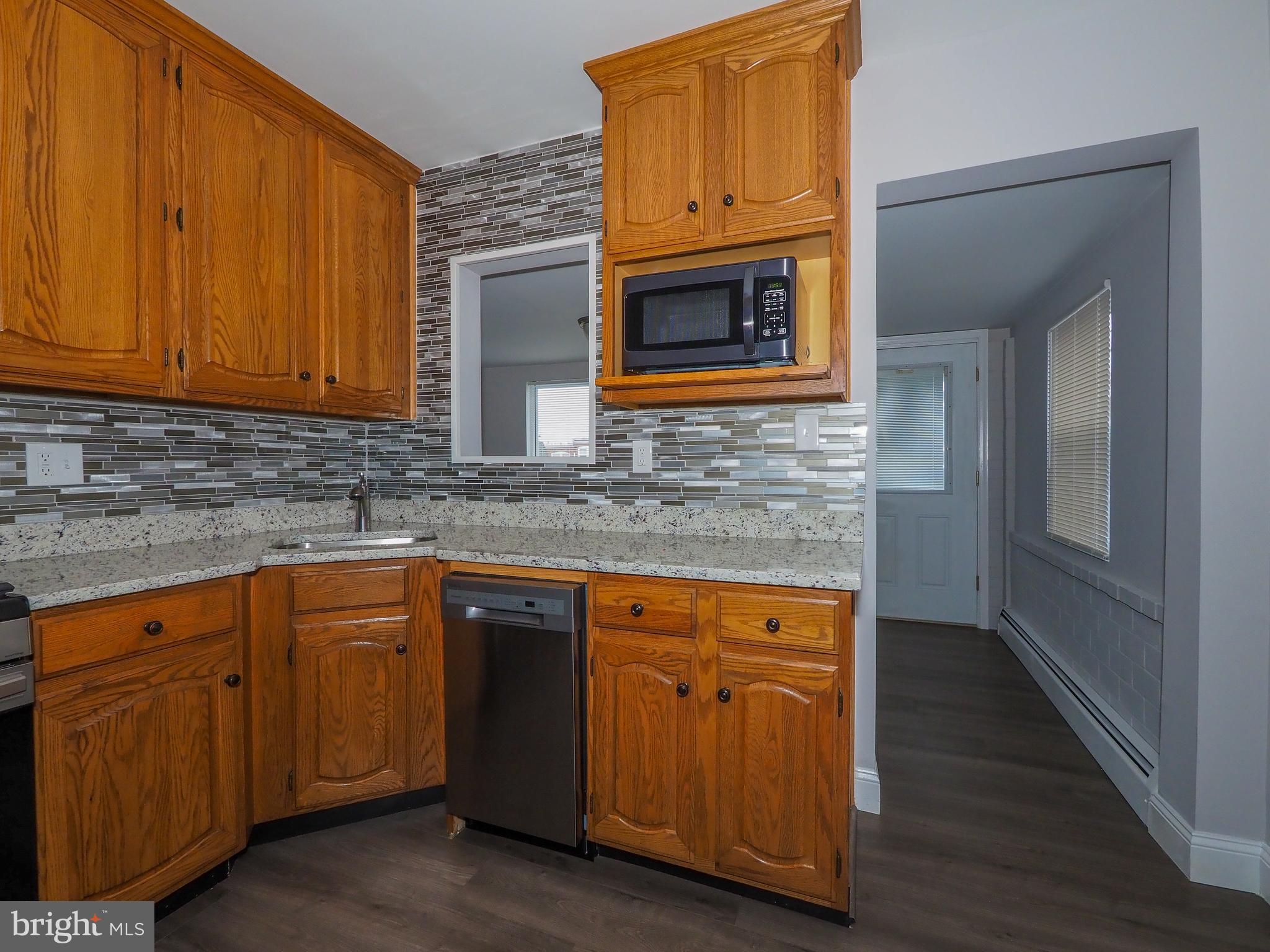 210 West Hilltop Road Brooklyn, MD 21225 - Photo 9 of 24