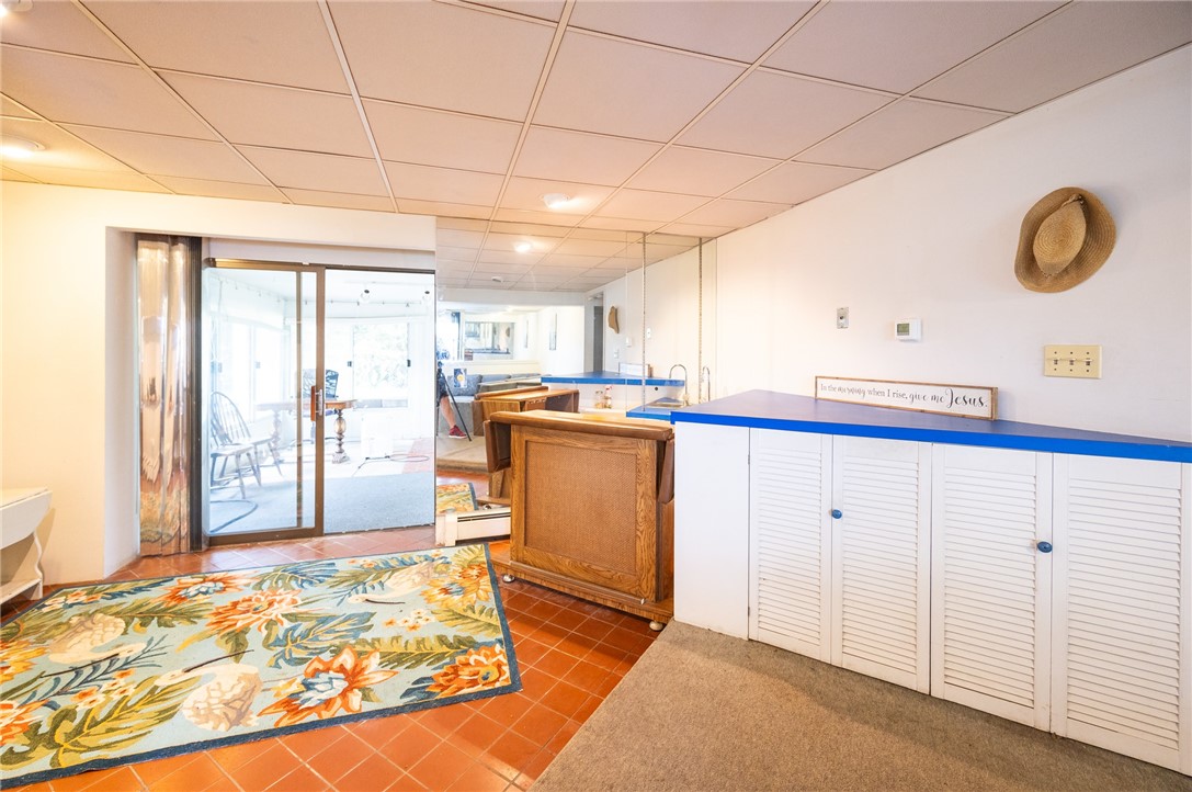 4 Polly Drive North Providence, RI 02911 - Photo 18 of 25