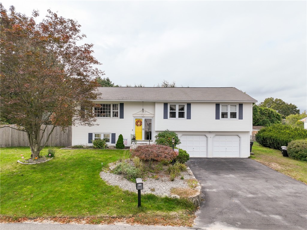 4 Polly Drive North Providence, RI 02911 - Photo 2 of 25