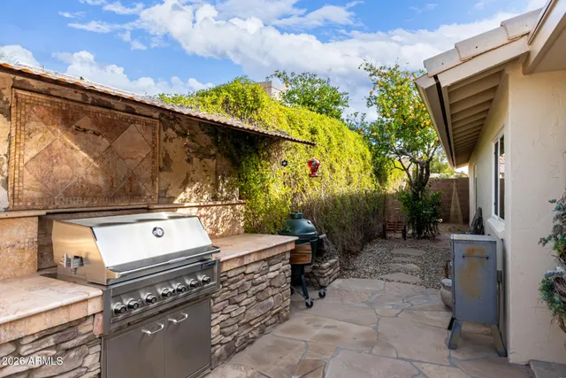 $775,000 | 15430 South 26th Way, Phoenix, AZ 85048