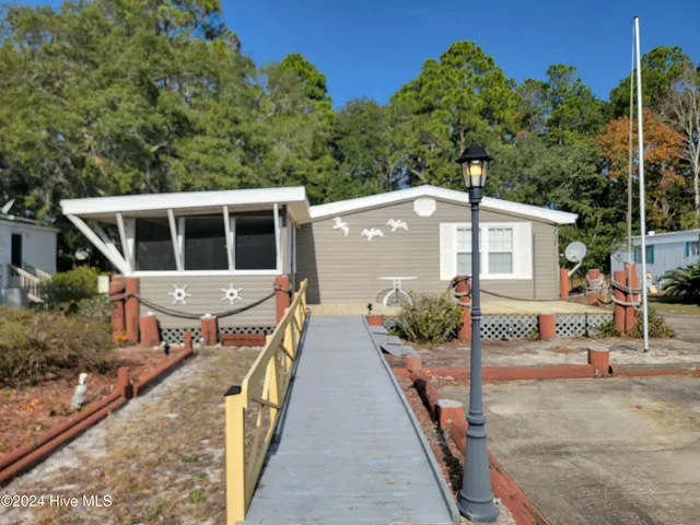 $247,500 | 717 Live Oak Drive, Sunset Beach, NC 28468