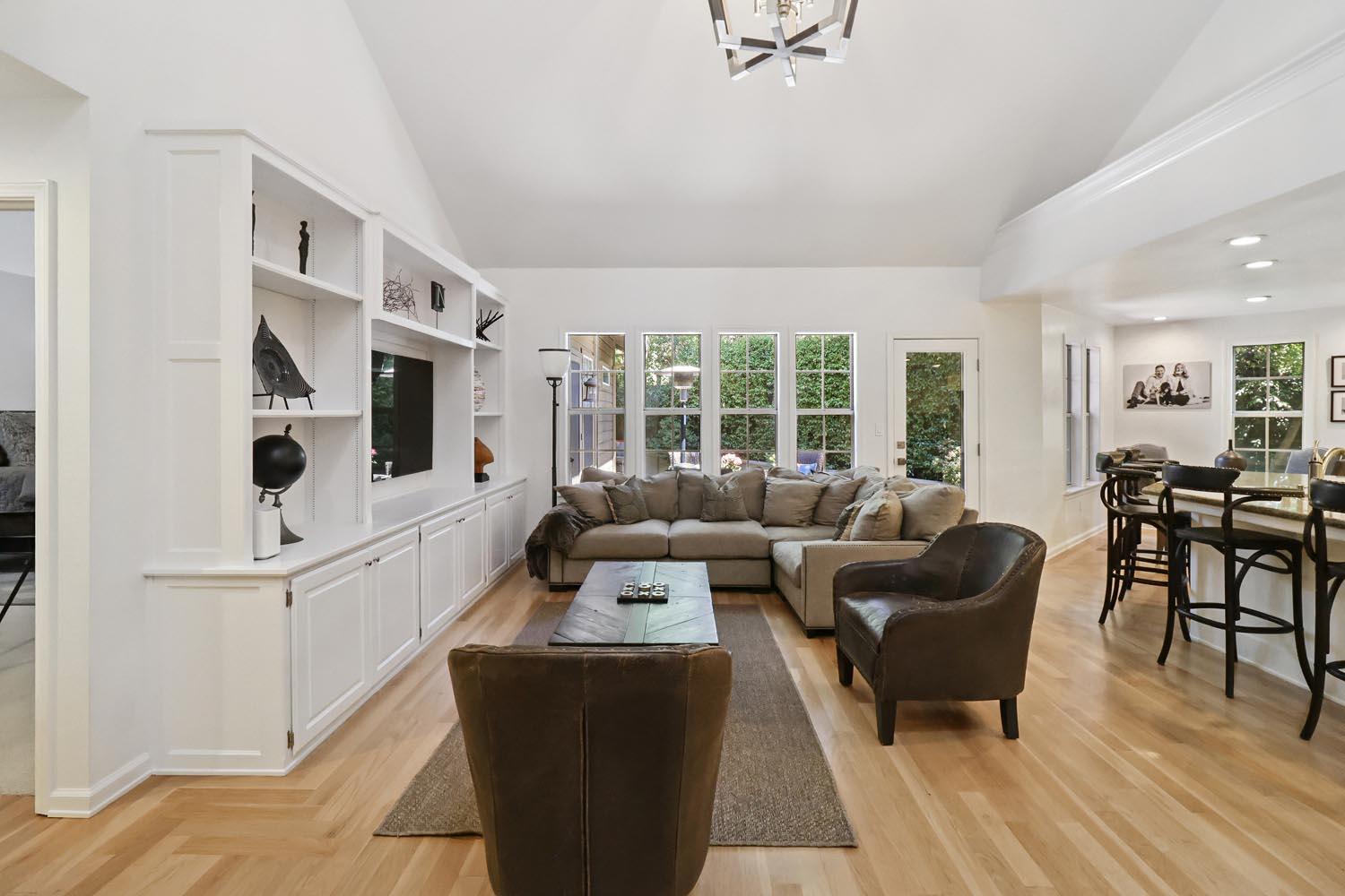 51 Covered Bridge Road Carmichael, CA 95608 - Photo 31 of 86