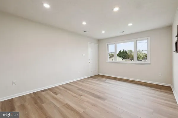 $284,900 | 120 Early Drive, Winchester, VA 22603