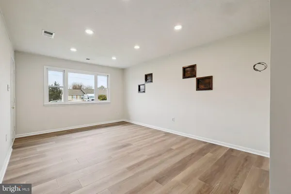 $284,900 | 120 Early Drive, Winchester, VA 22603