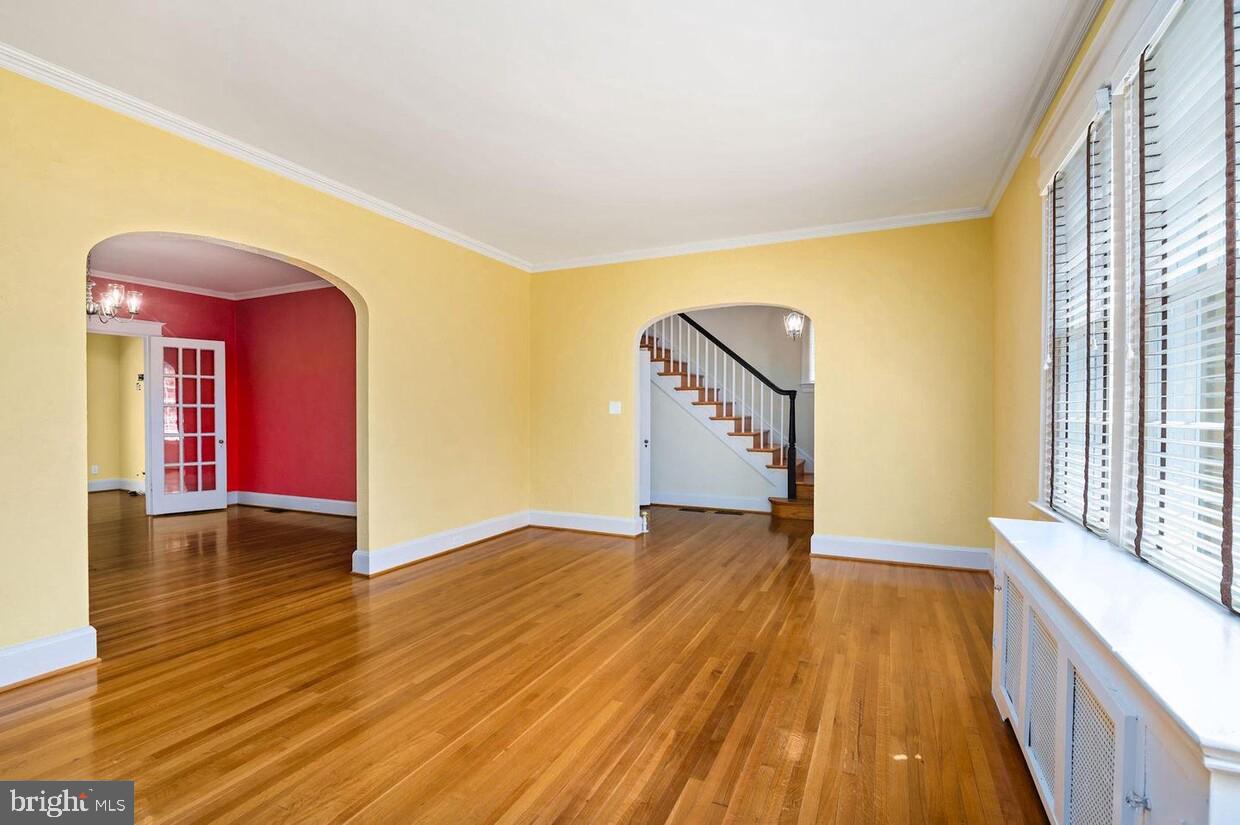 3403 Woodley Road Northwest Washington, DC 20016 - Photo 5 of 17 Nice flow from LR to Dining room