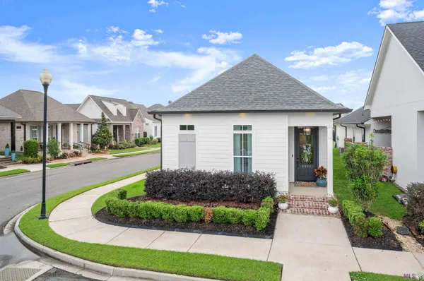 $365,000 | 4855 Crestfield Wy. Way, Gonzales, LA 70737