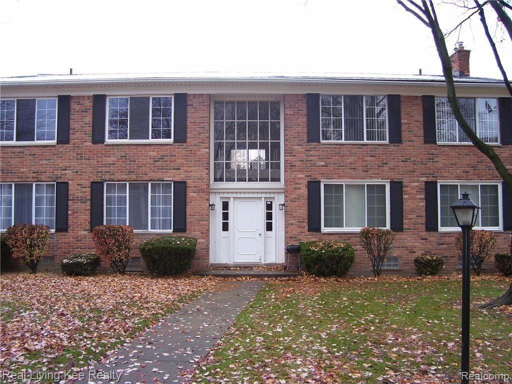 29486 Hoover Road Warren, MI 48093 - Photo 1 of 24 218110419_0_2ZNBff_l.jpg