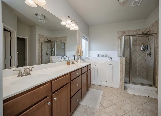 $557,000 | 5111 General Eisenhower Drive, Murfreesboro, TN 37129