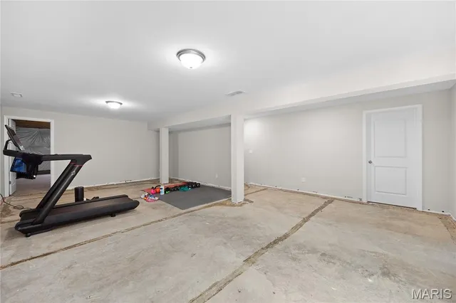 $395,000 | 3422 Chippewa Drive, Belleville, IL 62221