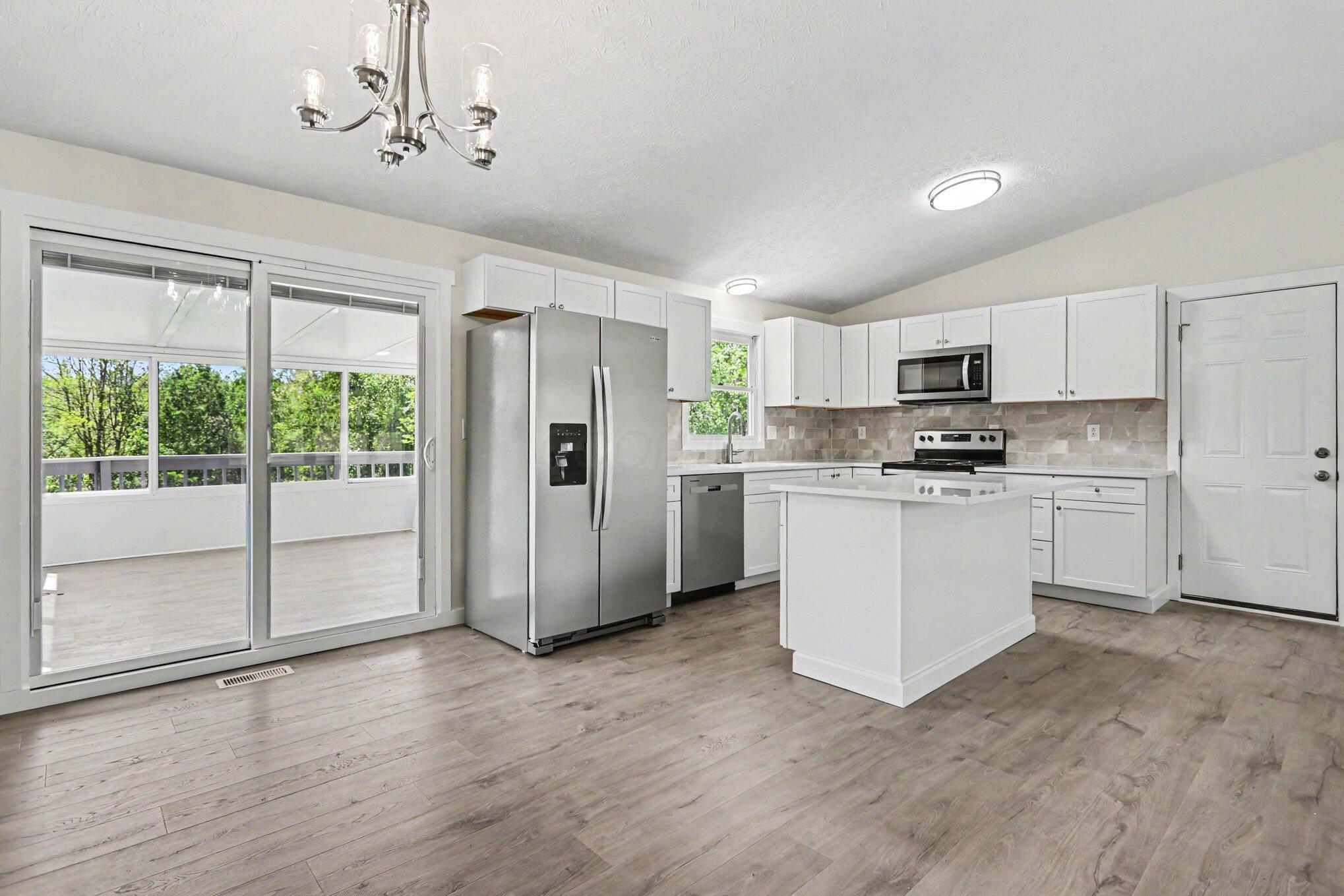 4315 Corner Road Alexandria, OH 43001 - Photo 13 of 39 Kitchen