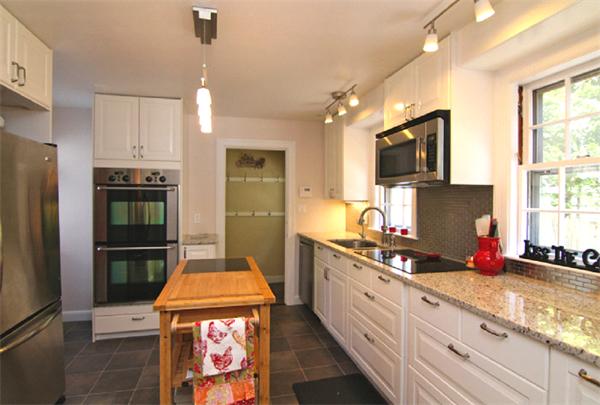 95 Fellsview Road Stoneham, MA 02180 - Photo 11 of 30 Gallery Image 11