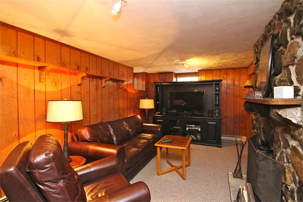 95 Fellsview Road Stoneham, MA 02180 - Photo 20 of 30 Gallery Image 20