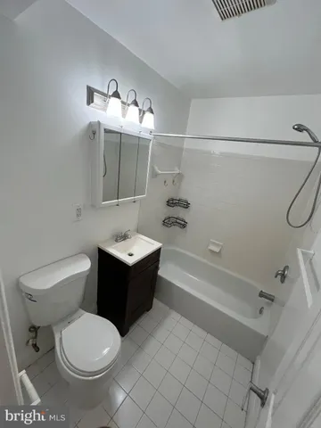 $1,500 | 5601 Parker House Terrace, Unit 106, Hyattsville, MD 20782