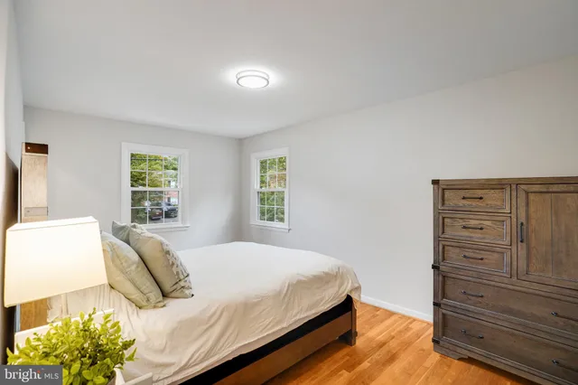 $5,700 | 3300 Prince William Drive, Fairfax, VA 22031