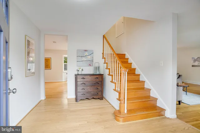 $5,700 | 3300 Prince William Drive, Fairfax, VA 22031