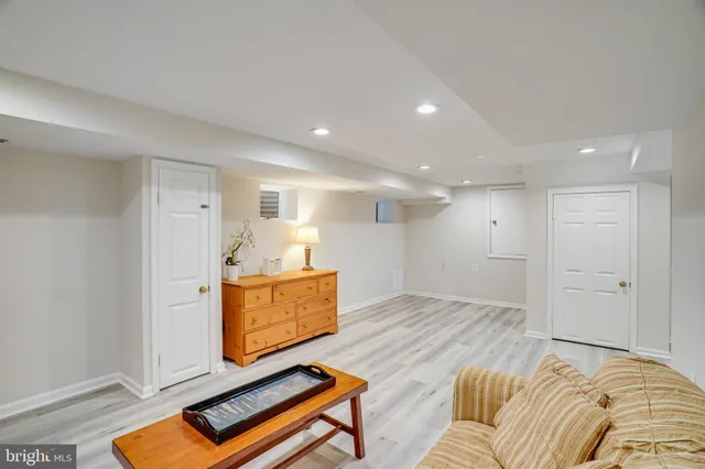 $5,700 | 3300 Prince William Drive, Fairfax, VA 22031