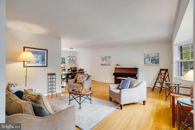 $5,700 | 3300 Prince William Drive, Fairfax, VA 22031